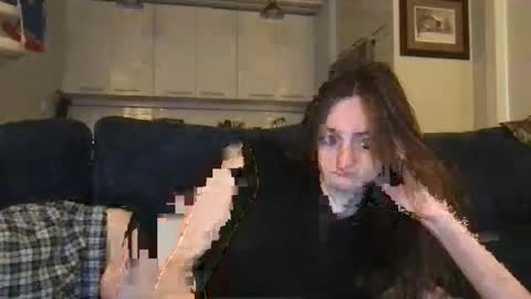 goddess_larz online show from October 2025 05:55:02 PM