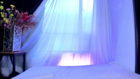 Snapshot of goddessjulieta chatting on January 2025 10:15:02 PM Julieta online show from January 2025 10:15:02 PM