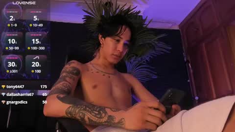 HUAN online show from February 2025 09:33:02 PM