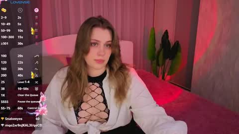 Snapshot of goga_li chatting on April 2026 05:37:01 PM Lilya online show from April 2026 05:37:01 PM
