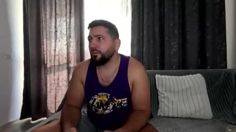 gold_alpha_boy online show from November 2025 09:00:02 AM