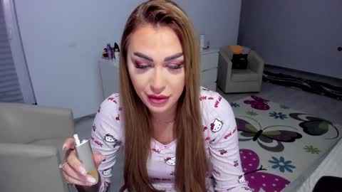 Snapshot of golddivine00 chatting on February 2025 04:36:02 AM Nicole.. online show from February 2025 04:36:02 AM