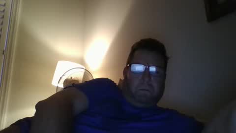 goldenbear3111 online show from December 2024 12:36:01 PM