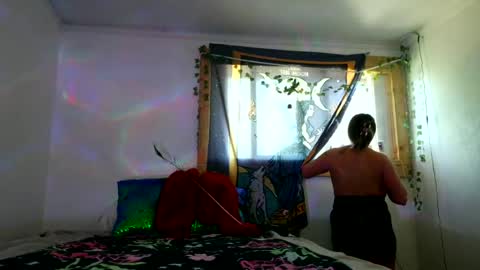 XxPretentious PeachxX online show from June 2026 07:55:02 PM
