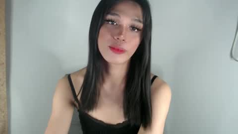 Snapshot of goldenlily69 chatting on February 2025 07:37:02 AM Lily is Gold online show from February 2025 07:37:02 AM