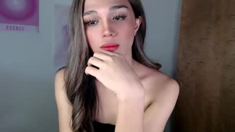 Snapshot of goldenlily69 chatting on March 2025 02:39:02 AM Lily is Gold online show from March 2025 02:39:02 AM