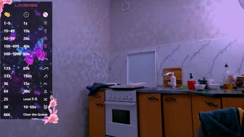 Snapshot of goldenwitchx chatting on May 2026 05:20:02 PM Polina online show from May 2026 05:20:02 PM