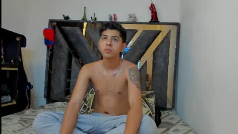 Snapshot of gomez_c_ chatting on July 2026 12:07:02 PM gomez_c_ online show from July 2026 12:07:02 PM