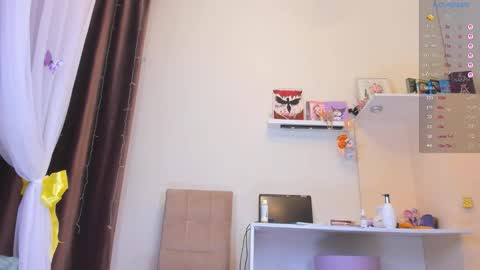 gongjulee online show from February 2026 01:01:02 AM