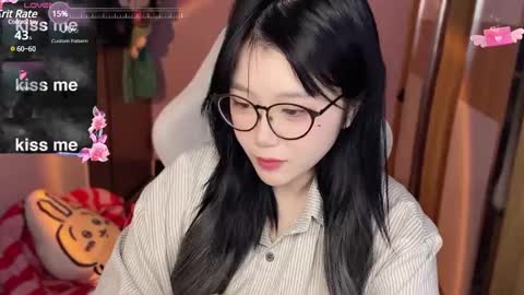 Snapshot of gorgeous_girl33 chatting on December 2024 12:38:02 PM gorgeous girl33 online show from December 2024 12:38:02 PM