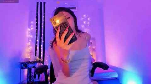 i am Jessi  I love animals and drawing I hope to get along with everyone. XOXO online show from February 2026 07:45:01 PM