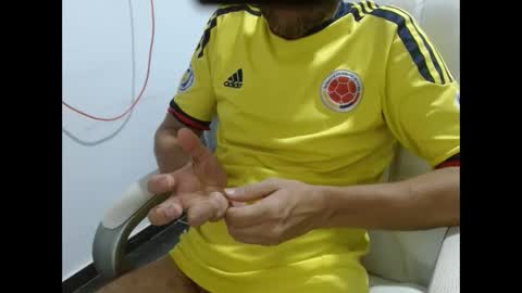 Snapshot of goten7 chatting on October 2025 07:25:02 PM Andres online show from October 2025 07:25:02 PM