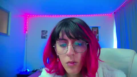 goth_minerva online show from February 2026 01:40:01 PM