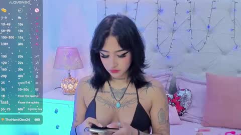 Snapshot of goth_tasha chatting on September 2025 07:58:02 PM goth_tasha online show from September 2025 07:58:02 PM