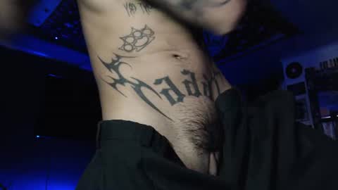 Snapshot of gowtherrrr_ chatting on June 2026 03:33:01 PM Manolo modelo independiente online show from June 2026 03:33:01 PM