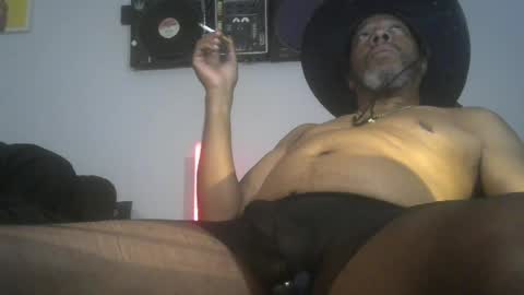 gr8peephole online show from July 2026 12:41:02 AM