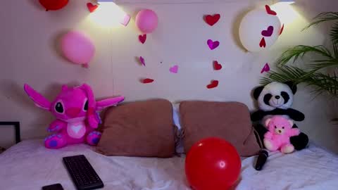 Snapshot of gracehall chatting on February 2026 12:10:02 PM Grace online show from February 2026 12:10:02 PM