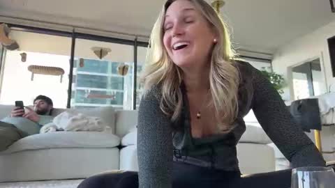 Gracie Mae online show from February 2026 09:55:01 PM