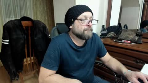 Anthony online show from March 2025 04:44:02 PM