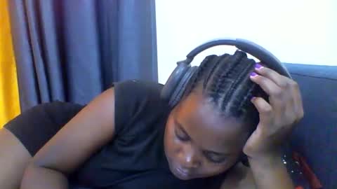 grannylover_ online show from November 2025 05:28:02 AM