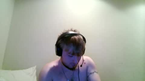 Snapshot of gravewalker22 chatting on February 2026 03:05:02 AM gravewalker22 online show from February 2026 03:05:02 AM