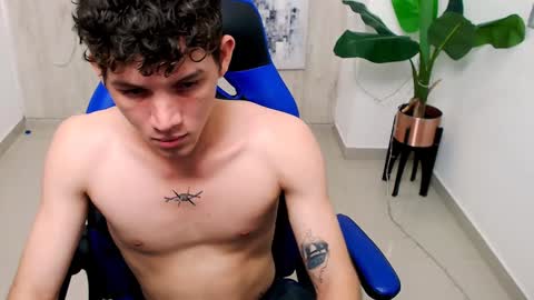 Snapshot of grecia_millercol chatting on December 2024 07:47:02 AM grecia_millercol online show from December 2024 07:47:02 AM