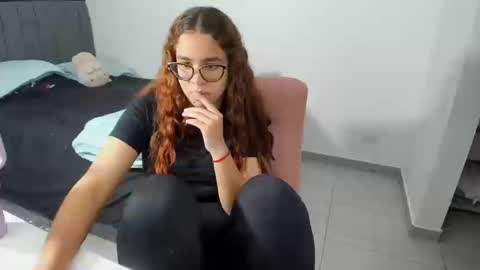 GreciaRuiz online show from October 2025 12:11:01 AM