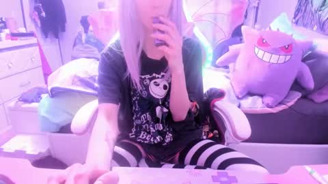 GreenEyedLovexo online show from February 2025 05:03:02 PM