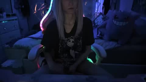 GreenEyedLovexo online show from February 2025 05:45:02 AM