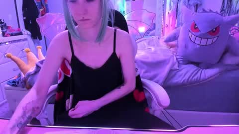 GreenEyedLovexo online show from October 2025 02:14:02 PM