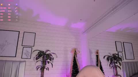   online show from December 2025 12:17:01 AM