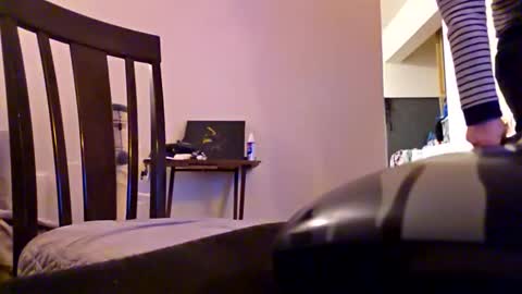 Snapshot of greenvertgo chatting on December 2025 10:17:02 PM greenvertgo online show from December 2025 10:17:02 PM