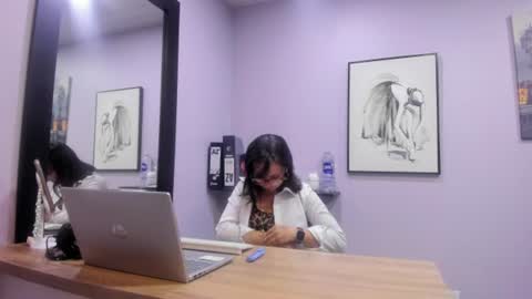 Greta online show from June 2026 12:04:01 PM