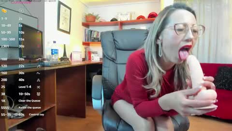Snapshot of greta_voss chatting on April 2026 08:33:02 PM greta_voss online show from April 2026 08:33:02 PM