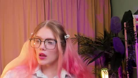 gretchen_mol online show from January 2026 07:43:02 AM