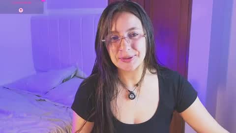 Snapshot of gretta_lane chatting on June 2026 01:17:01 AM Jenny online show from June 2026 01:17:01 AM