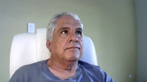 Snapshot of grisa01 chatting on February 2025 06:27:02 PM grisa01 online show from February 2025 06:27:02 PM