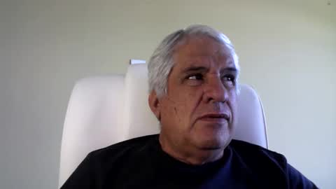 Snapshot of grisa01 chatting on February 2025 01:38:01 PM grisa01 online show from February 2025 01:38:01 PM