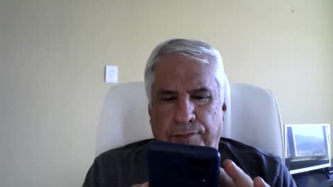 Snapshot of grisa01 chatting on September 2025 01:22:01 PM grisa01 online show from September 2025 01:22:01 PM