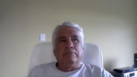 Snapshot of grisa01 chatting on November 2025 01:44:02 PM grisa01 online show from November 2025 01:44:02 PM