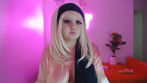 daphne online show from January 2025 04:56:01 AM