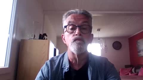 Snapshot of grybear60 chatting on May 2026 03:28:01 PM Grybear online show from May 2026 03:28:01 PM