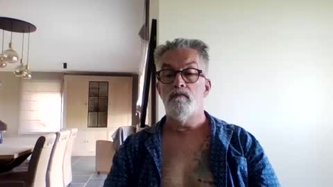 Snapshot of grybear60 chatting on May 2026 07:13:01 AM Grybear online show from May 2026 07:13:01 AM