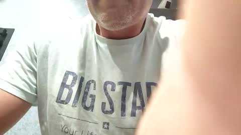 Snapshot of grzegorz34 chatting on September 2025 07:14:02 AM Greg online show from September 2025 07:14:02 AM