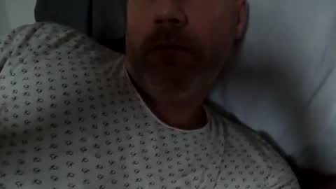 Snapshot of grzegorz34 chatting on November 2025 08:09:02 AM Greg online show from November 2025 08:09:02 AM