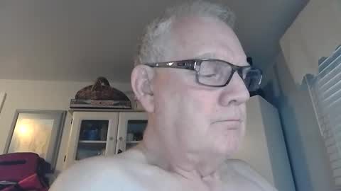 Horny Daddy online show from October 2025 12:52:02 PM