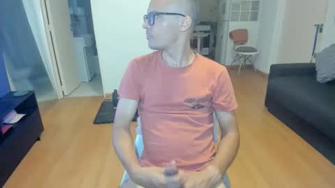 guachin_new online show from April 2026 06:27:02 AM