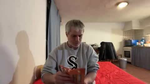 Snapshot of guardiannif_ chatting on January 2026 09:09:02 PM guardiannif_ online show from January 2026 09:09:02 PM