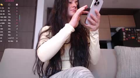 Snapshot of guccipussy1 chatting on May 2026 06:36:02 PM Elena online show from May 2026 06:36:02 PM