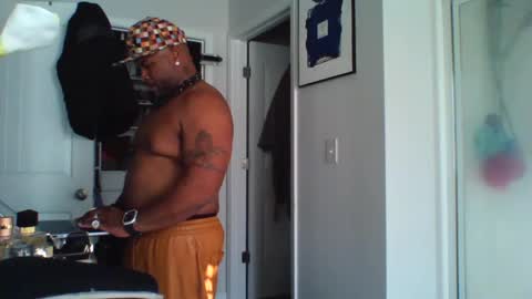 Snapshot of guidedhandstech chatting on January 2025 09:05:01 PM guidedhandstech online show from January 2025 09:05:01 PM